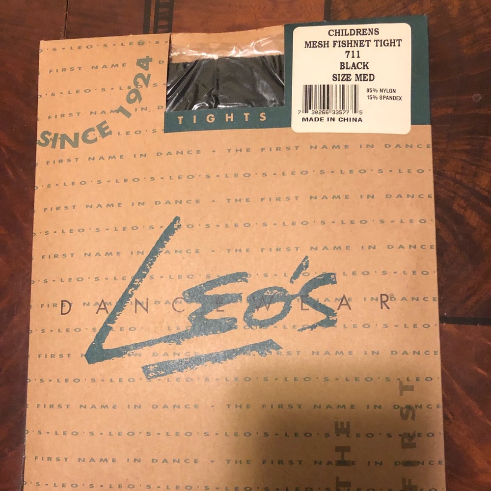 Leo’s Children’s Mesh Fishnet tights, size M